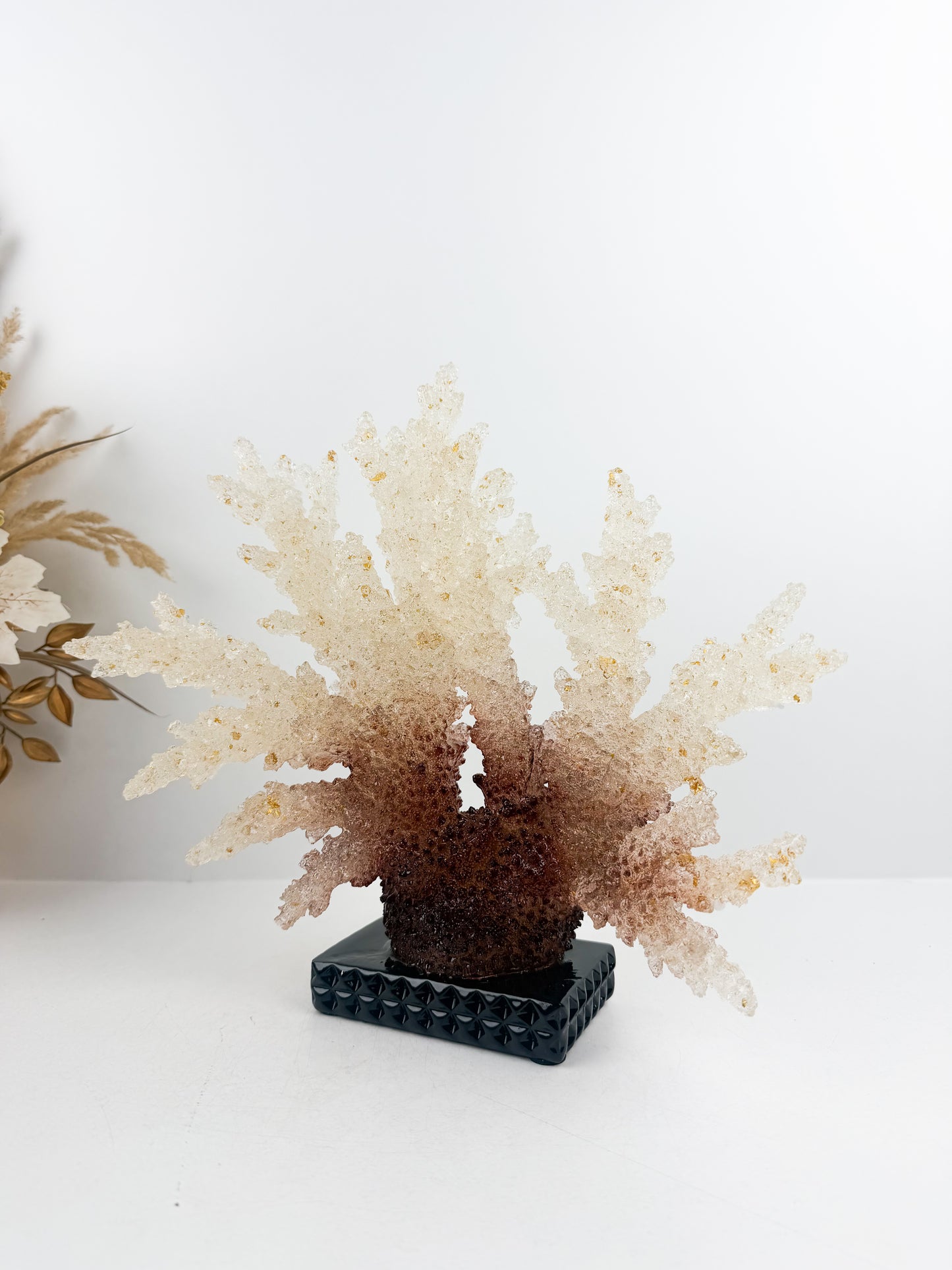 Sculpture de corail en résine pour capturer la beauté naturelle des fonds marins.