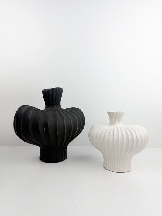 Duo vases décoratifs en céramiques de haute qualité Noir/Blanc