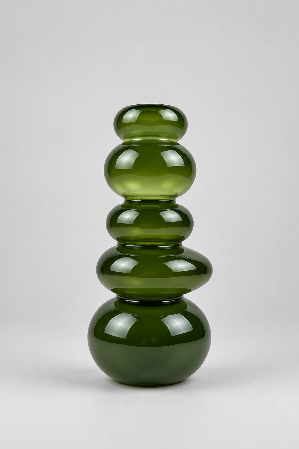 Vase en Céramique vert moderniste.