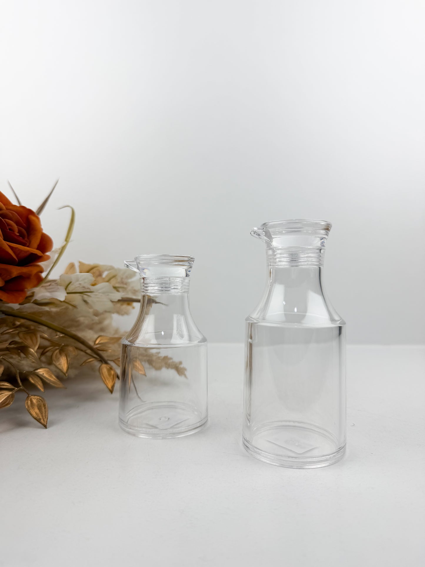 Ensemble de deux huilières en acrylique luxe, conçues pour sublimer votre cuisine