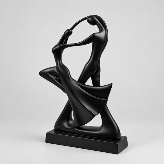 Duo de sculpture décorative entrelacées dans une posture de danse fluide et élégante.