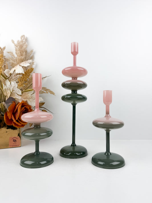 Bougeoirs tendance avec dégradé de couleurs rose et vert