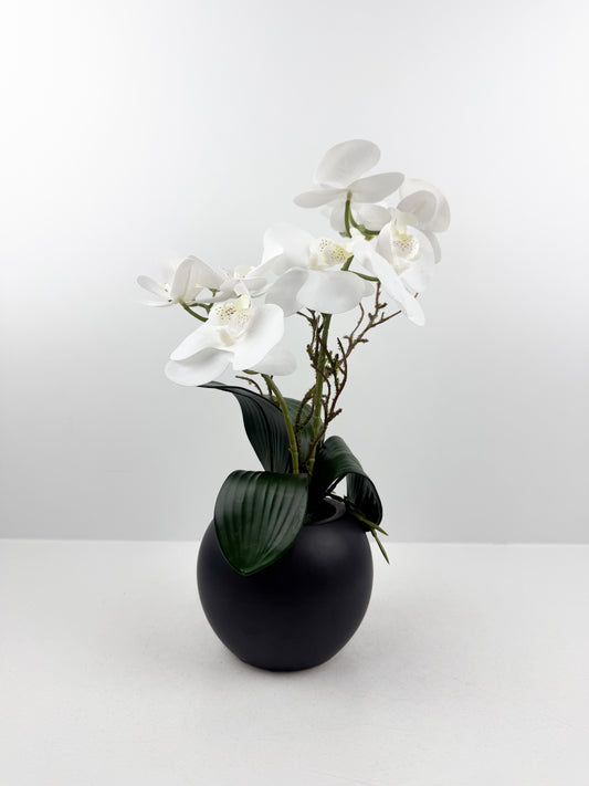 Fleurs artificielles blanches de luxe, conçues pour les amateurs de décoration raffinée