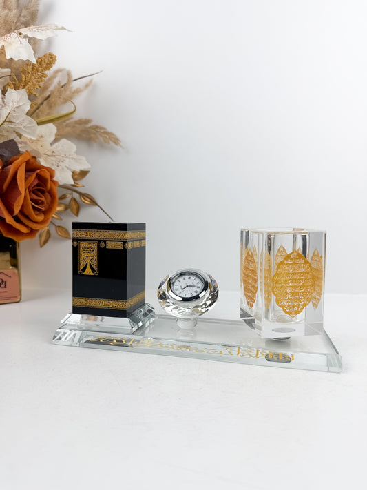 Modèle Kaaba en cristal élégant et raffiné avec petite horloge sur le socle cristal