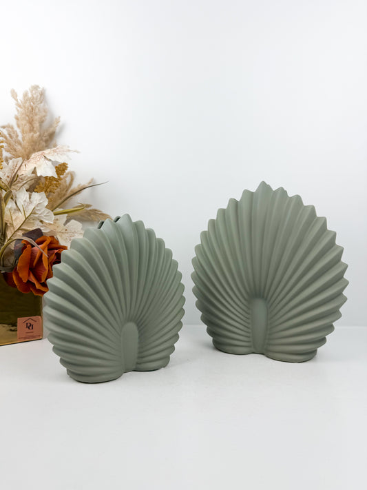 Vase décoratif céramique en forme de coquillage en vert