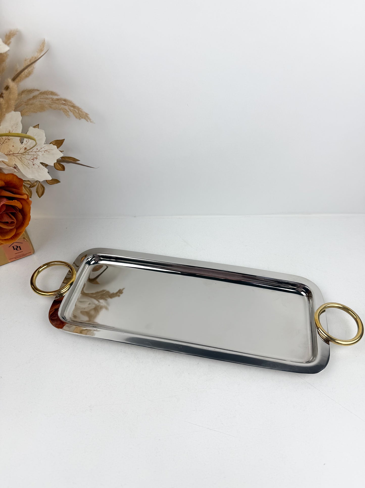 Plateau rectangulaire de prestige en métal finition brillante