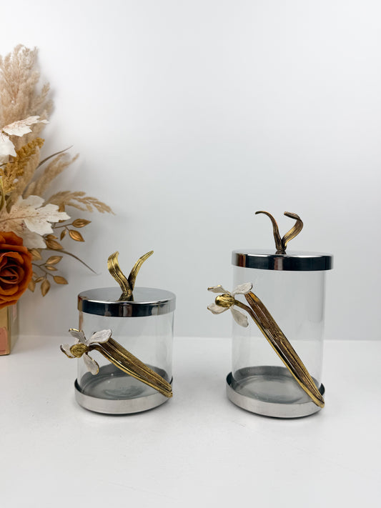 Ensemble de bonbonnières en verre et métal