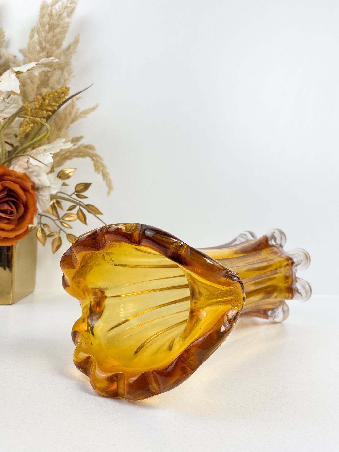 Vase orange en céramique chic et moderne