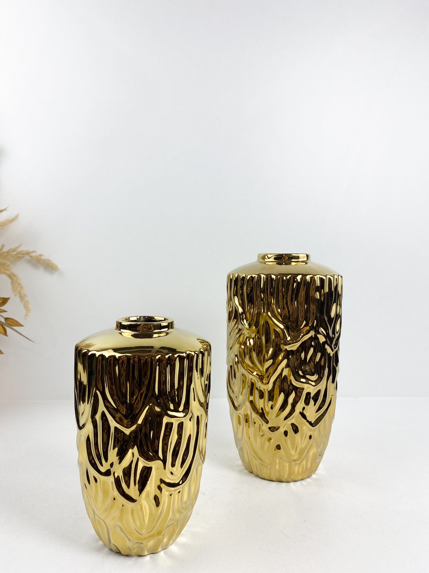 Vase en céramique doré