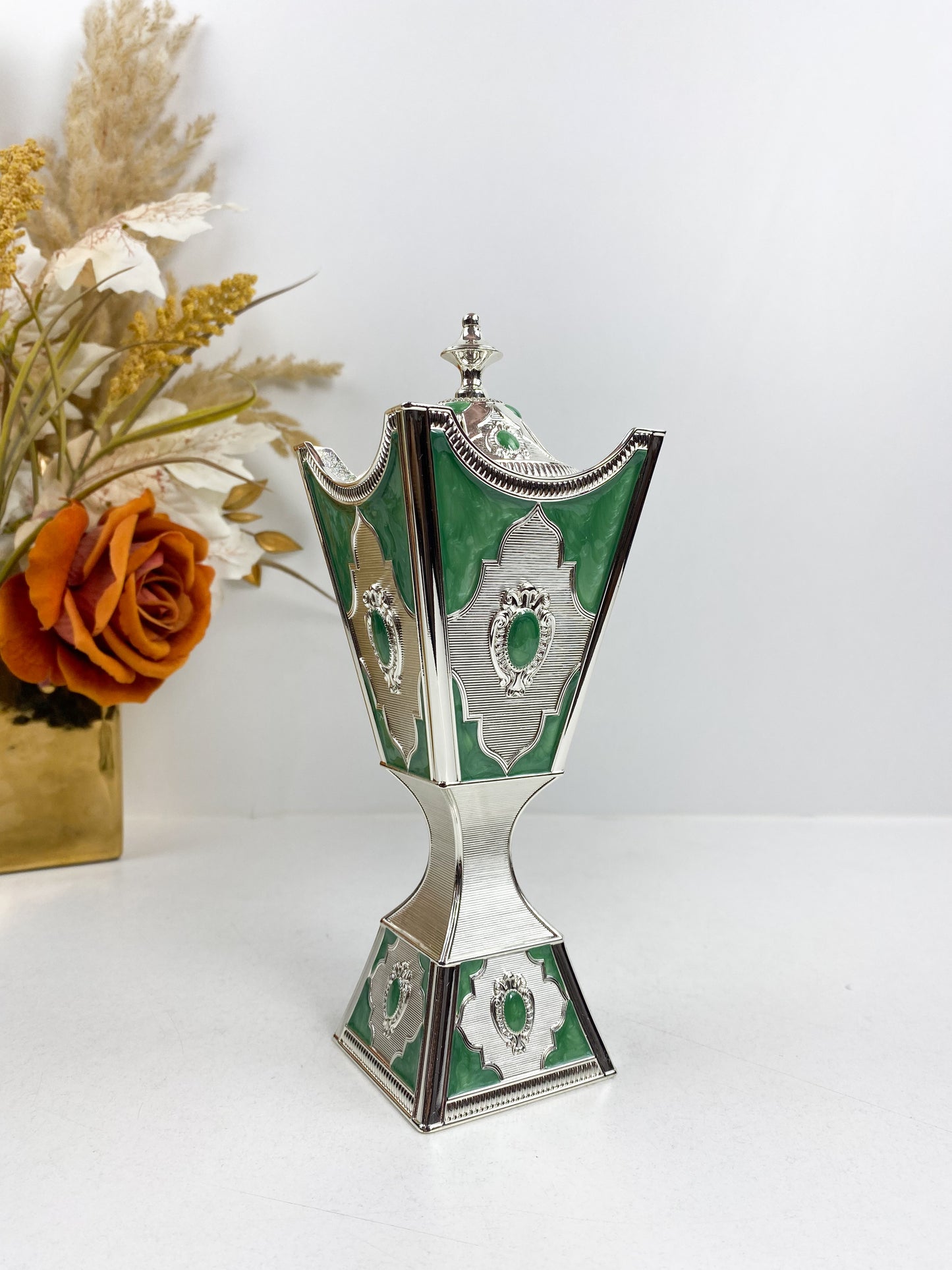 Encensoir vert et argentée-décoration de la maison