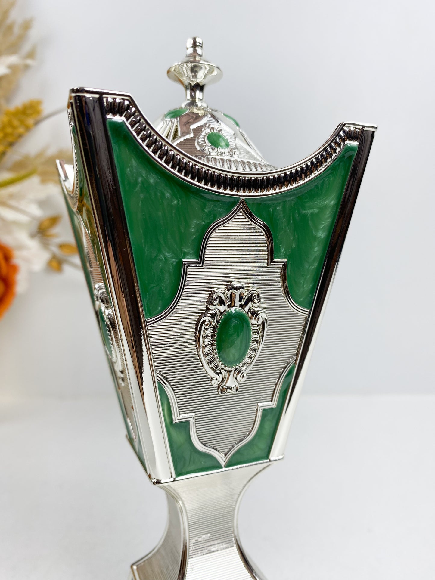 Encensoir vert et argentée-décoration de la maison