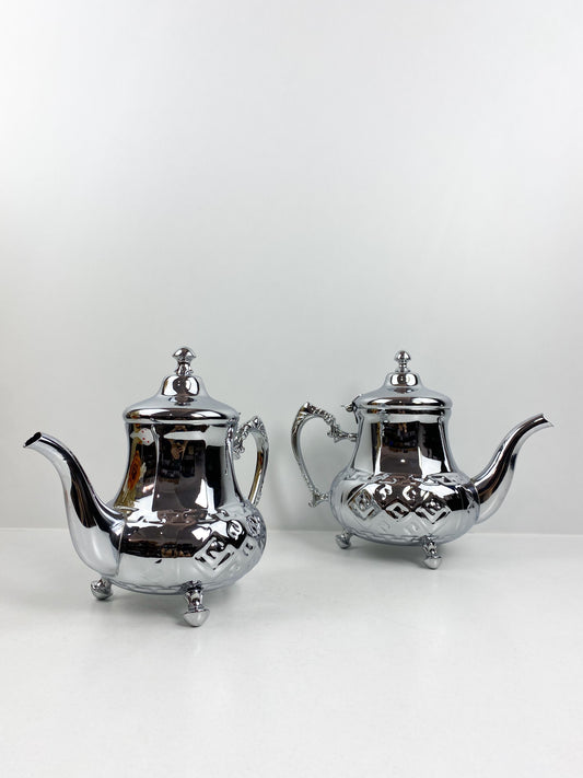 Théière marocain argenté élégante en inox