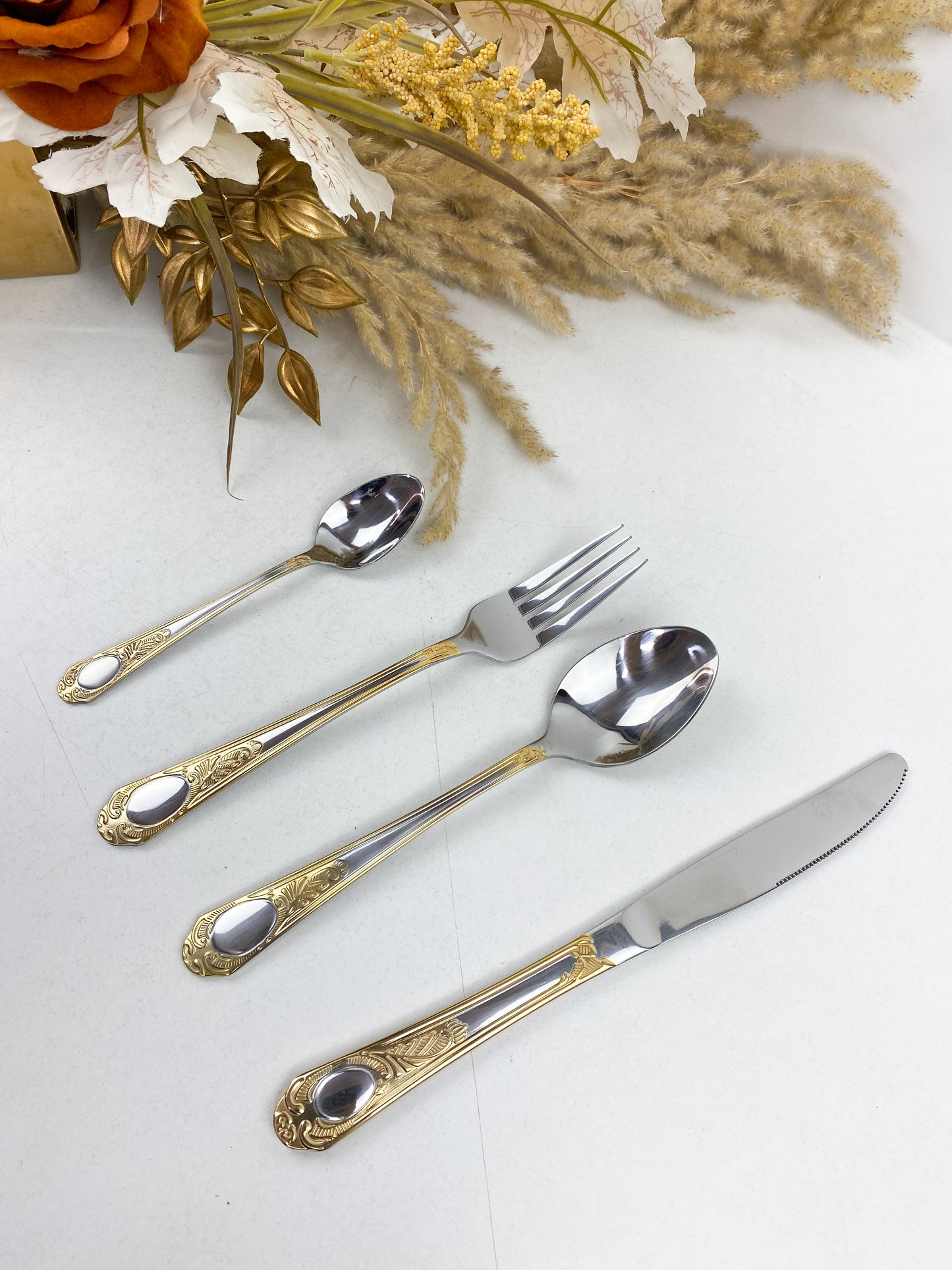 Ensemble de Couverts 24 Pcs en Acier Inoxydable-Argenté Doré