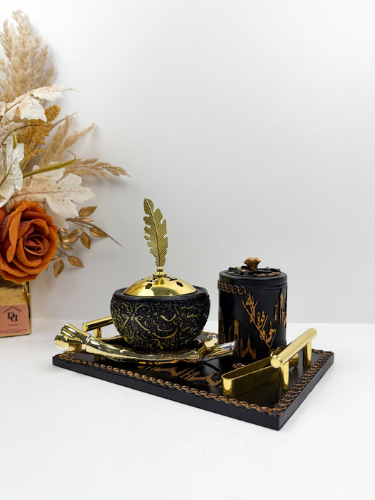 Brûleur d'encens noir/ marron avec motif dorée