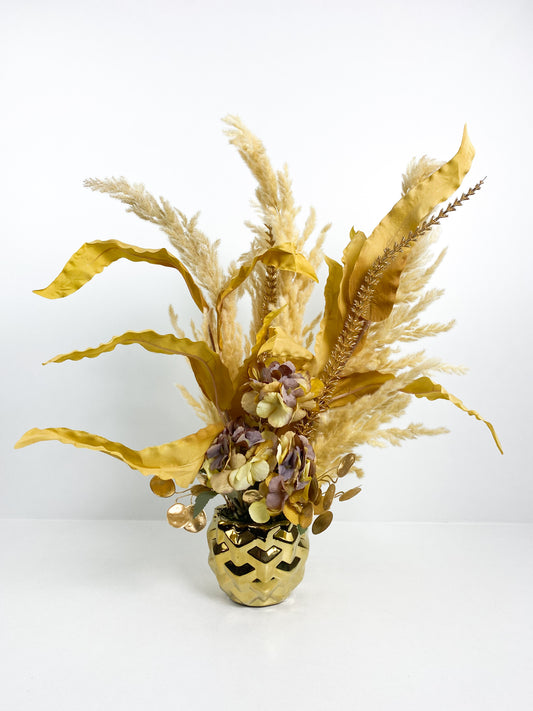 Vase avec fleures séchées violet beige