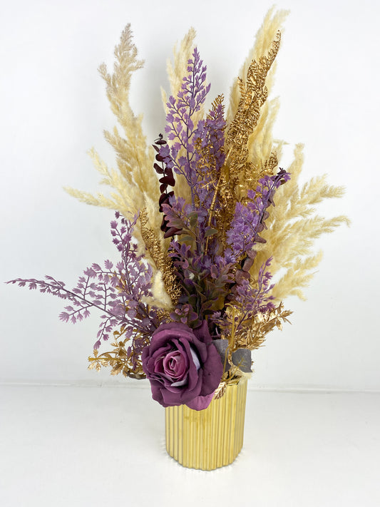 Fleurs Séchées–Vase avec fleurs séchées violet