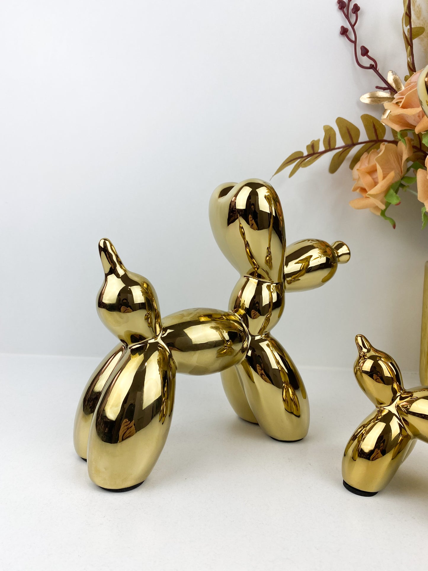 Figurine d'animaux en résine, ballon brillant mignon en forme de chien doré