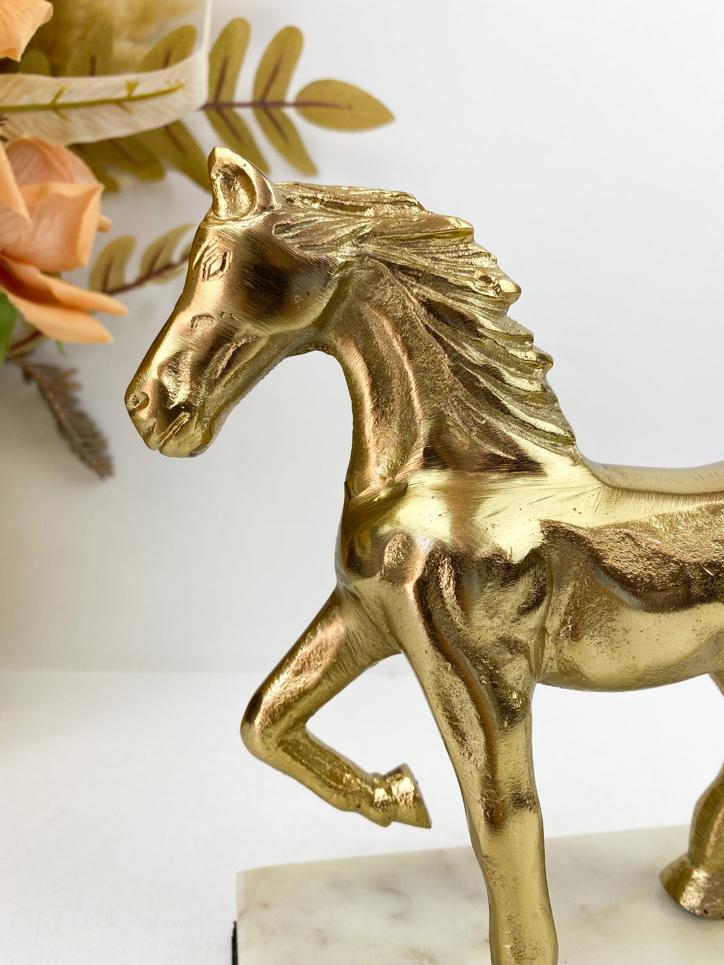 Sculpture de cheval en laiton