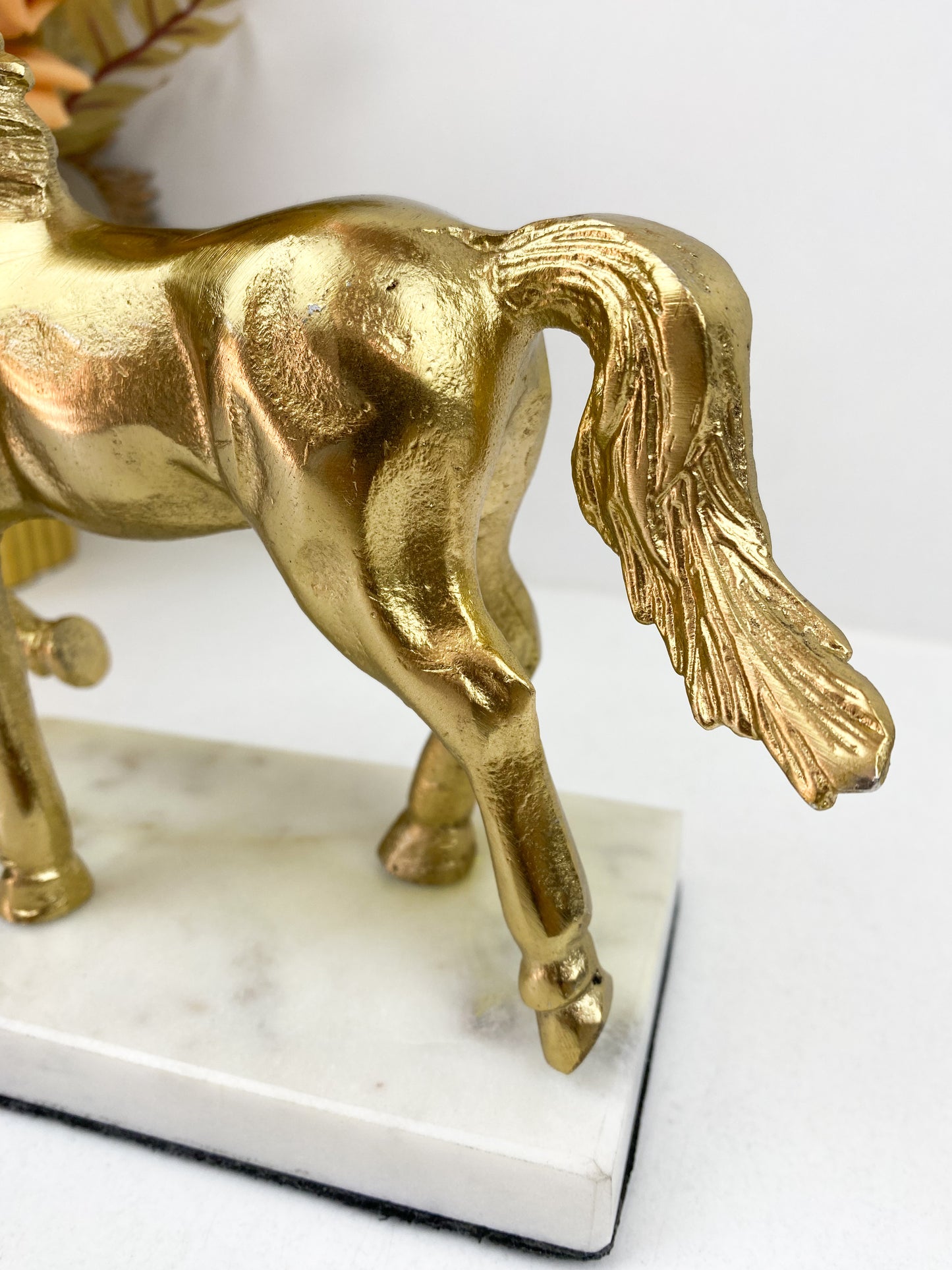 Sculpture de cheval en laiton