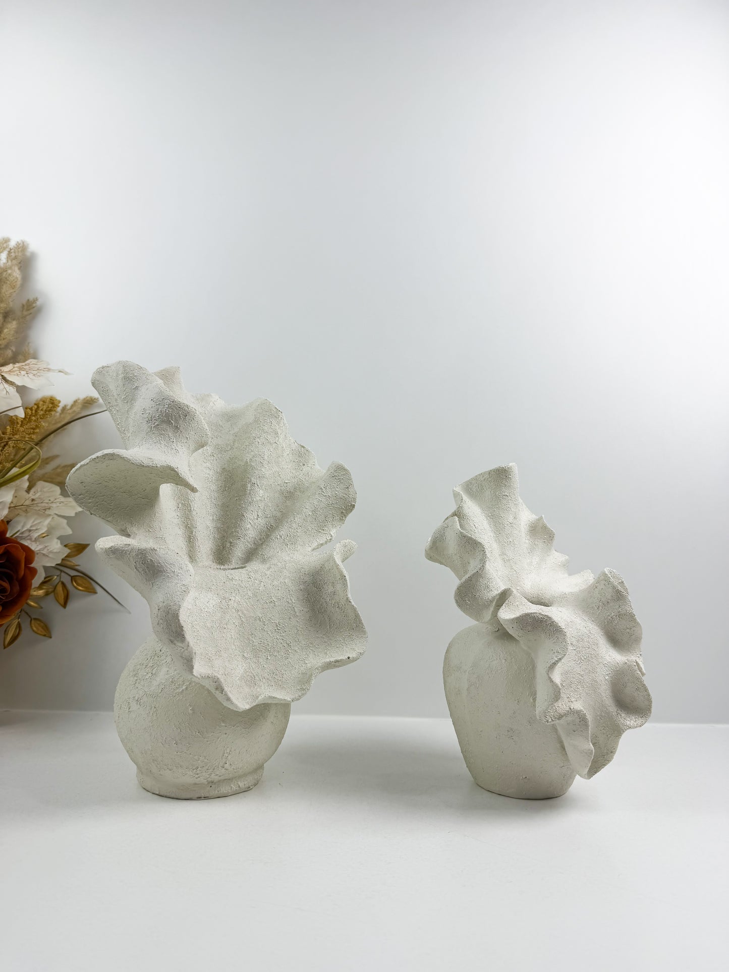 Vase à Fleurs en céramique blanc en Forme de Pétale de style artisanal