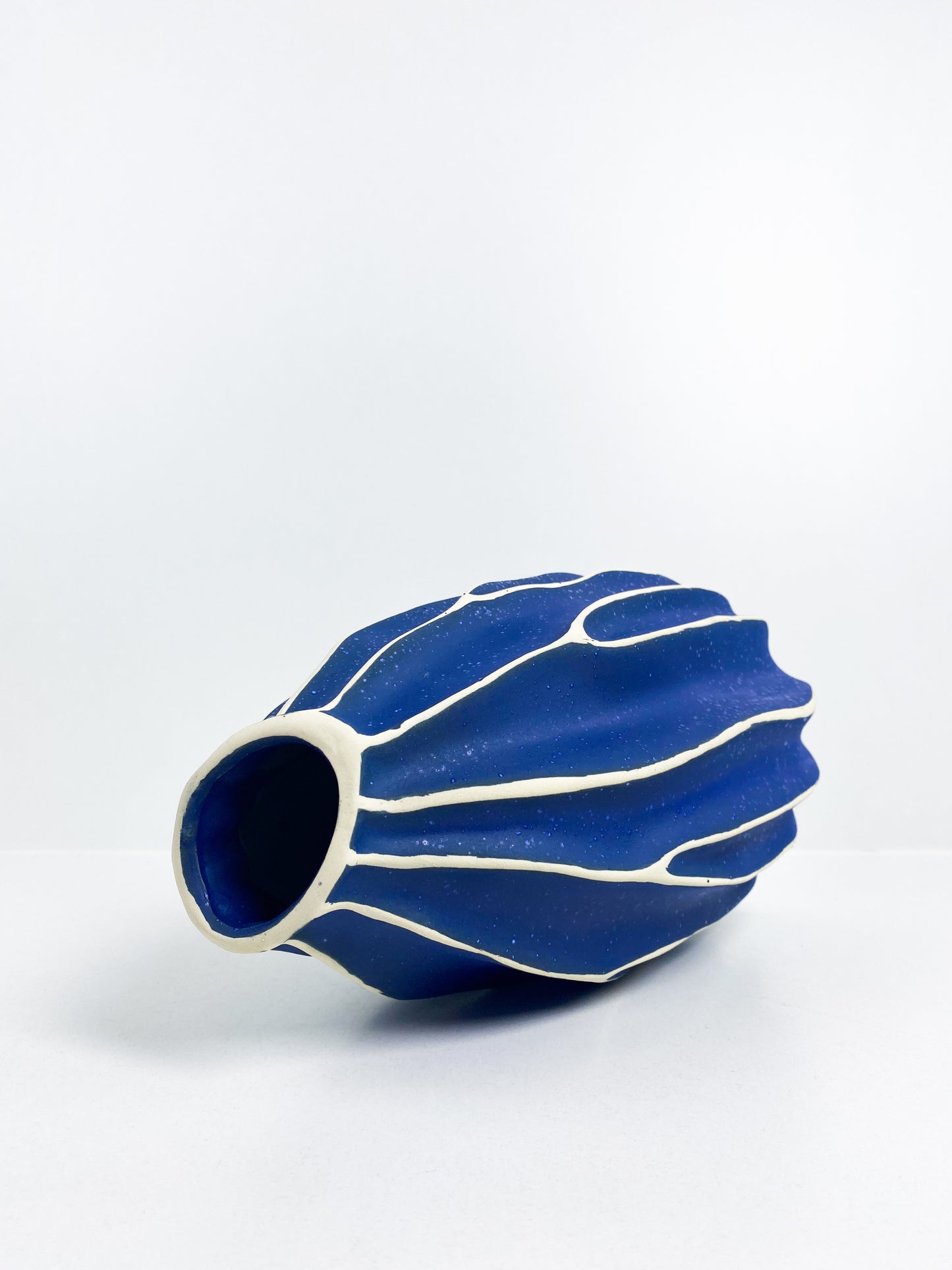 Duo Vase rayé en céramique, bleu/blanc