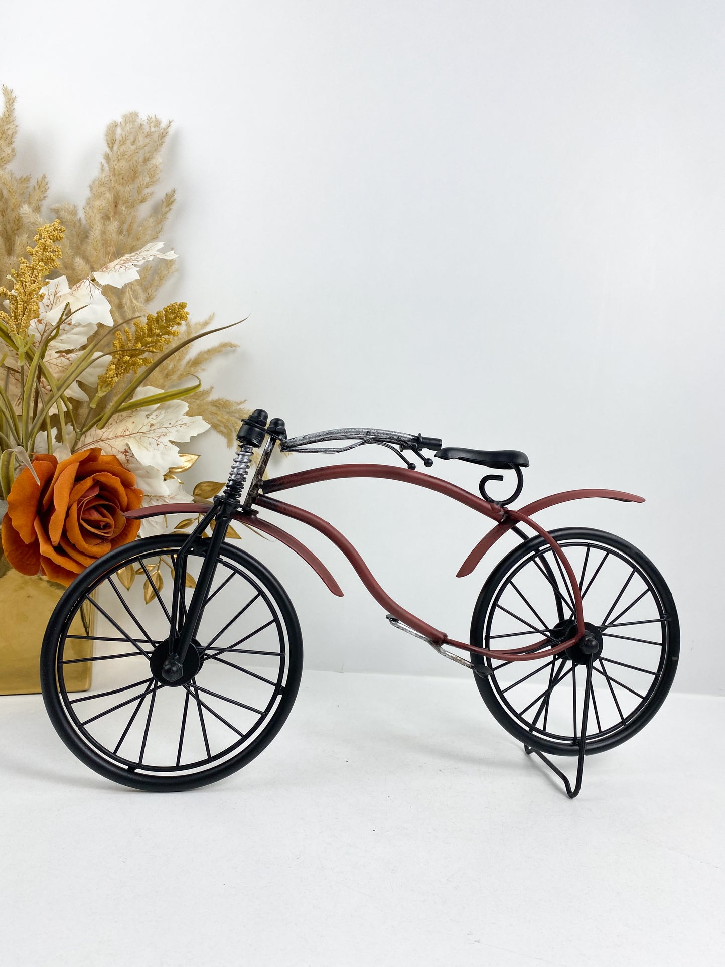 Ornement de Modèle de Vélo Vintage Noir et rouge