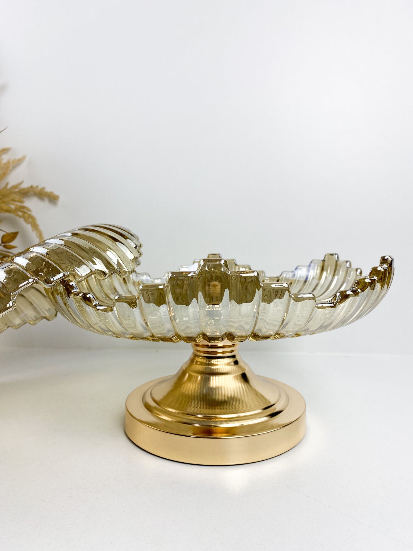 Présentoir et plateaux à apéritif  avec couvercle moderne