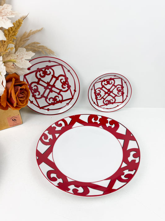 Service de Table Balcon d'Hermès avec un motif rouge flamboyant en porcelaine de Luxe -18  Pièces