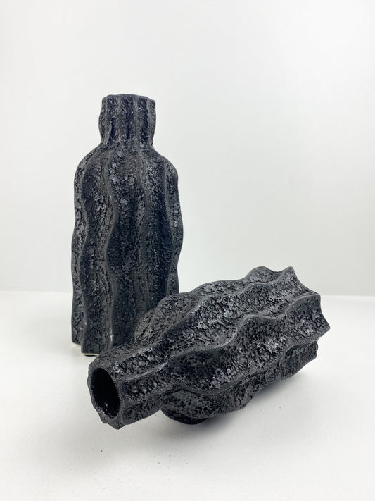 Duo vase noir en céramique élégance obscure