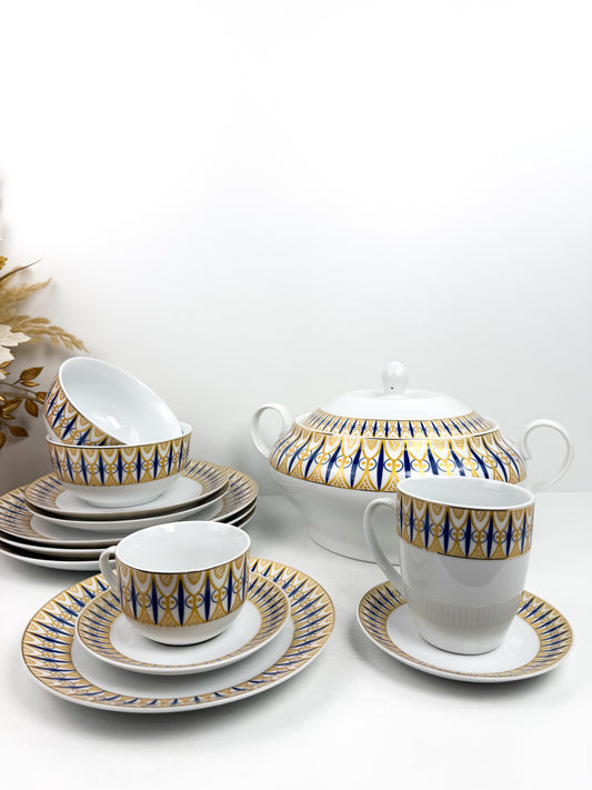 Service de Table de Luxe en Blanc Impérial- 38 Pièces